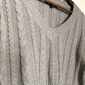 Love Tree Cropped Knitted Grey Sweater.  Size Large.